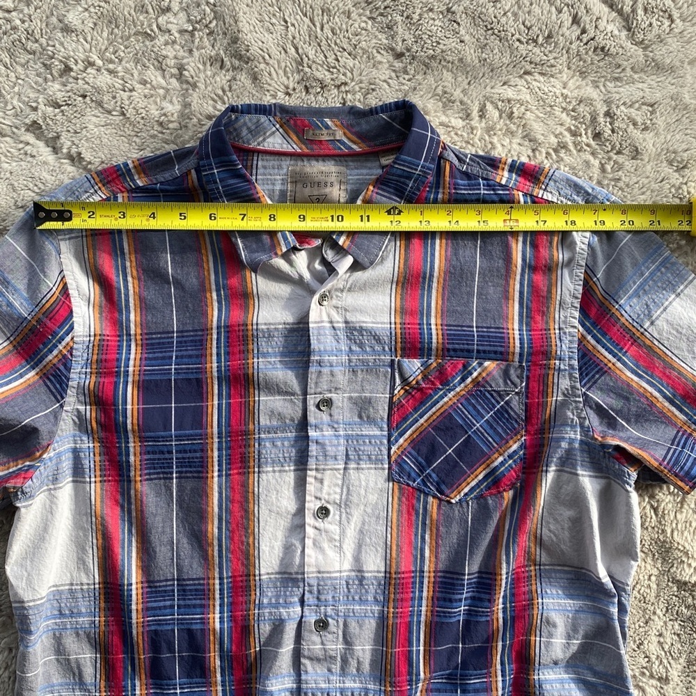 Men’s Guess Slim Fit Button Up Short Sleeve Shirt Blue and Red Plaid Size XL - Picture 3 of 8